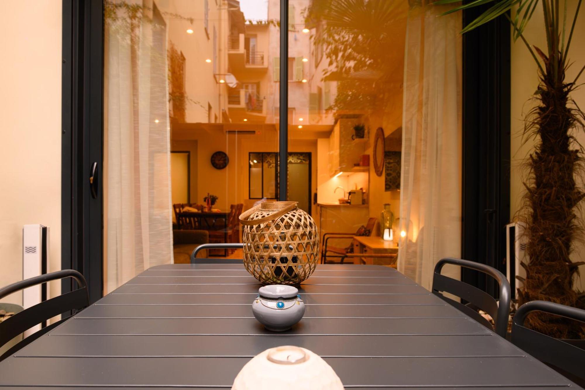 Magnifique Appartement Au Centre-Ville De Nice Exteriör bild