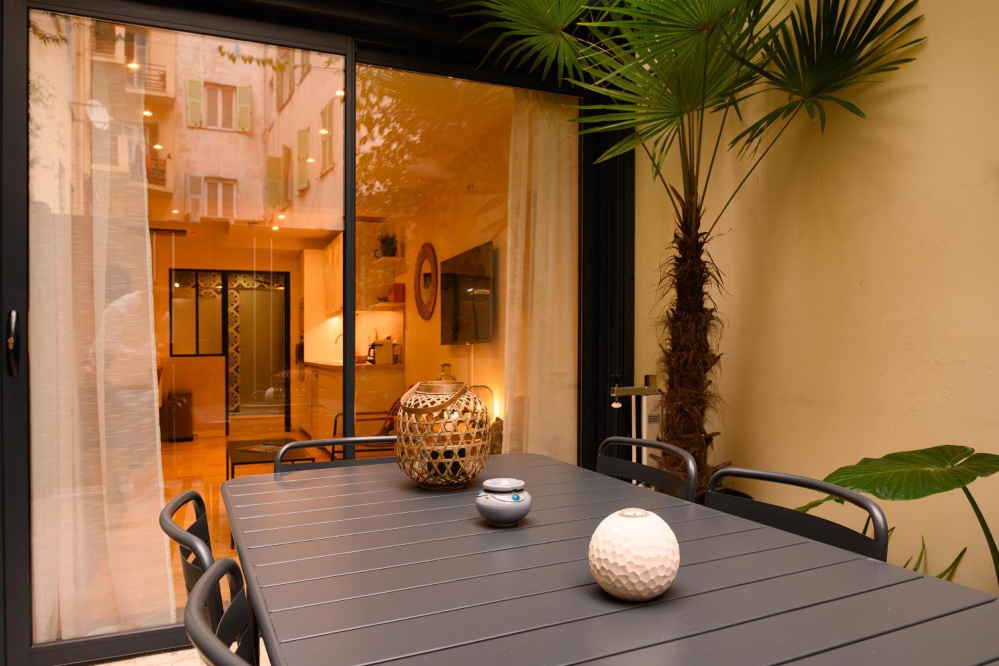 Magnifique Appartement Au Centre-Ville De Nice Exteriör bild